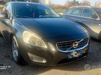 Usata Volvo S60 163 CV (119 kW) 2012 Nero Berlina