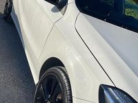 Usata Mercedes A160 102 CV (75 kW) 2016 Bianco Utilitaria