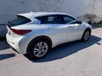 Usata Infiniti Q30 Luxe 170 CV (125 kW) 2019 Bianco Berlina