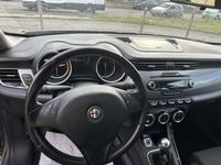 Usata Alfa Romeo Giulietta Progression 105 CV (77 kW) 2013 Grigio Utilitaria