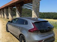 Usata Volvo V40 R-Design 120 CV (88 kW) 2017 Grigio Station wagon