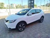 Usata Nissan Qashqai N-Connecta 110 CV (80 kW) 2016 Bianco SUV