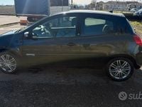 Usata Renault Clio III 75 CV (55 kW) 2011 Nero Berlina