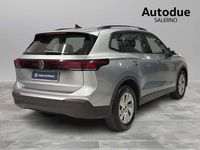Usata VW Tiguan Life 150 CV (110 kW) 2024 Dolomite silver metallizzato SUV