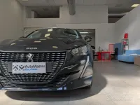Usata Peugeot 208 Active 75 CV (55 kW) 2022 Nero Utilitaria