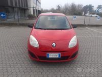 Usado Renault Twingo 58 CV (42 kW) 2006 Rojo Utilitario