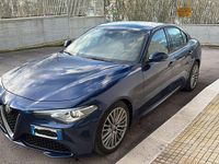 Usata Alfa Romeo Giulia Super 150 CV (110 kW) 2017 Blu/azzurro Berlina