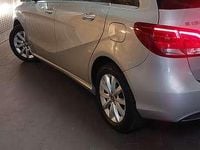 Usata Mercedes B180 Executive 109 CV (80 kW) 2017 Argento Monovolume