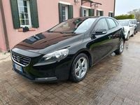 Usata Volvo V40 Kinetic 119 CV (87 kW) 2015 Nero Berlina