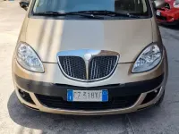 Usata Lancia Musa 69 CV (50 kW) 2006 Oro Monovolume