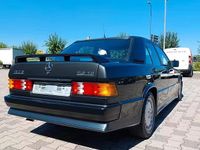 Usata Mercedes 190 185 CV (136 kW) 1986 Nero Berlina