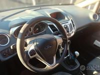 Usata Ford Fiesta 2010 Grigio Utilitaria