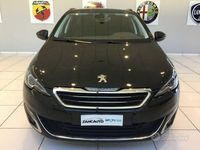 Usata Peugeot 308 Business-Line 120 CV (88 kW) 2017 Other Station wagon