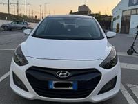 Usata Hyundai i30 90 CV (66 kW) 2013 Bianco Berlina