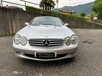 Usata Mercedes SL500 306 CV (225 kW) 2002 Argento Cabrio