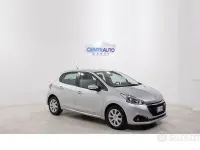 Usata Peugeot 208 Active 75 CV (55 kW) 2018 Grigio Utilitaria