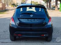 Usata Lancia Ypsilon Gold 69 CV (50 kW) 2012 Nero Utilitaria