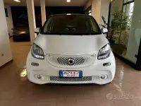 Usata Smart ForFour Prime 71 CV (52 kW) 2016 Bianco Utilitaria