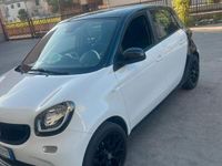 Usata Smart ForFour 453 CV (333 kW) 2015 Bianco Utilitaria