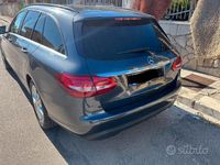 Usata Mercedes C180 156 CV (114 kW) 2015 Grigio Station wagon