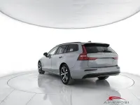Nuova Volvo V60 Plus 197 CV (144 kW) 2026 Grigio Station wagon