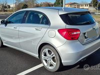 Usata Mercedes A180 109 CV (80 kW) 2012 Grigio Berlina