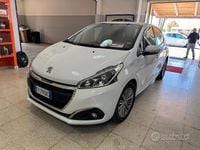 Usata Peugeot 208 Allure 101 CV (74 kW) 2019 Bianco Utilitaria