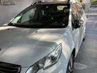 Usata Peugeot 2008 Allure 92 CV (67 kW) 2014 Bianco SUV