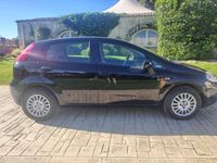 Usata Fiat Punto Young 69 CV (50 kW) 2016 Blu/azzurro Berlina
