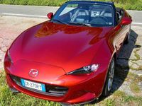 Usata Mazda MX5 Exclusive-Line 184 CV (135 kW) 2023 Rosso Cabrio