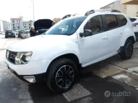 Usata Dacia Duster Black Shadow 110 CV (80 kW) 2017 Bianco SUV