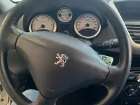 Usata Peugeot 207 68 CV (50 kW) 2011 Bianco Berlina