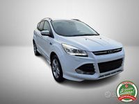 Usata Ford T 150 CV (110 kW) 2015 Bianco SUV