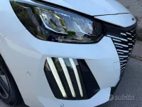Nuova Peugeot 208 Allure 101 CV (74 kW) 2025 Bianco Utilitaria