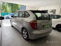 Usata Honda FR-V 140 CV (102 kW) 2008 Grigio Monovolume