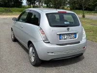 Usata Lancia Ypsilon 77 CV (56 kW) 2009 Argento Utilitaria