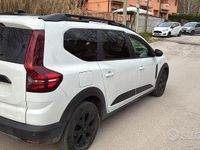 Usata Dacia Jogger 101 CV (74 kW) 2024 Bianco Monovolume