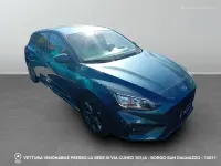 Usata Ford Focus ST-Line 125 CV (91 kW) 2018 0f blu lava metallizzato Berlina