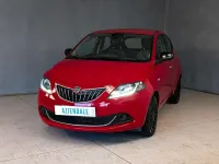 Usata Lancia Ypsilon Silver 70 CV (51 kW) 2022 Rosso Utilitaria