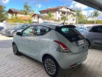 Usata Lancia Ypsilon 69 CV (50 kW) 2023 Verde Utilitaria