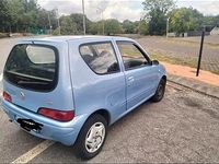 Usata Fiat 600 54 CV (39 kW) 2009 Blu Berlina
