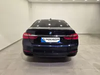Begagnad BMW 730 Luxury Line 265 HK (194 kW) 2016 Blå Sedan