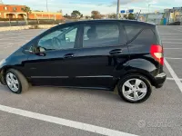 Usata Mercedes A200 Avantgarde 109 CV (80 kW) 2009 Nero Berlina