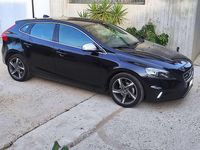 Usata Volvo V40 R-Design Momentum 114 CV (83 kW) 2014 Nero Berlina