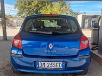 Usata Renault Clio III 105 CV (77 kW) 2008 Blu Berlina