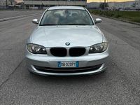 Usata BMW 118 143 CV (105 kW) 2008 Grigio Utilitaria