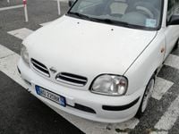 Usata Nissan Micra 54 CV (39 kW) 1999 Bianco Utilitaria