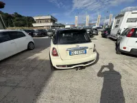 Usata Mini Cooper 122 CV (89 kW) 2010 Beige Utilitaria