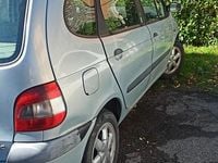 Usata Renault Scénic 102 CV (75 kW) 2001 Grigio Monovolume