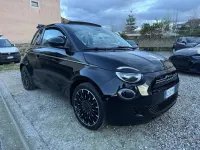 Usata Fiat 500e La Prima 42 kW (58 CV) 2021 Nero Cabrio
